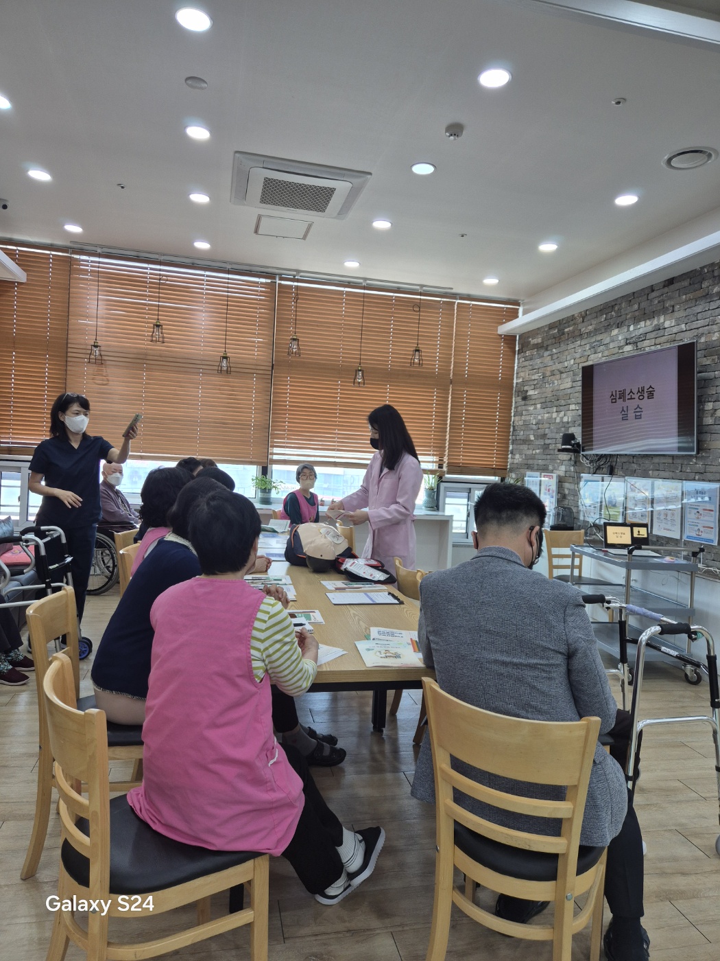 KakaoTalk_20250502_145811309_05.jpg