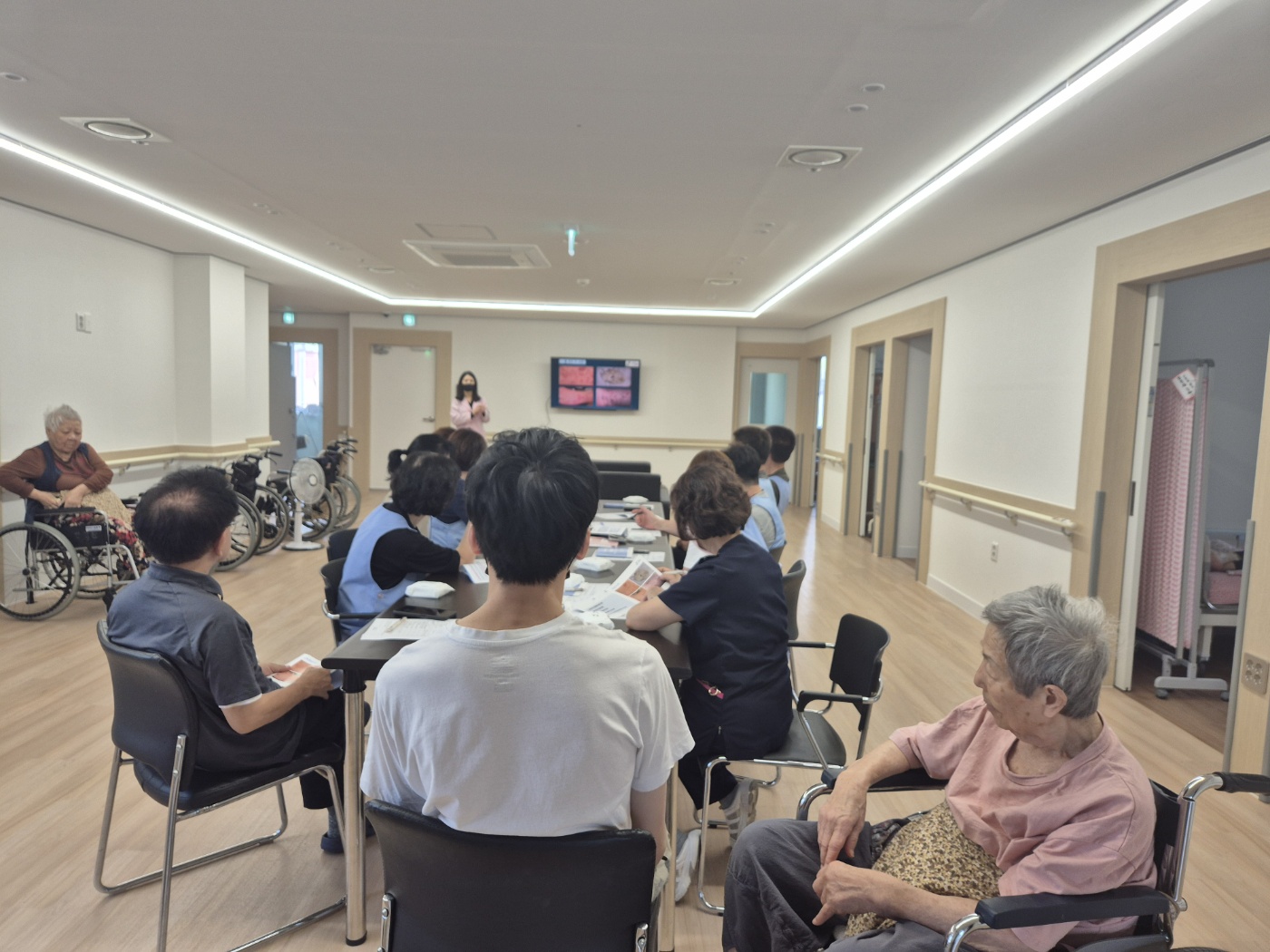 KakaoTalk_20250618_100747654_03.jpg
